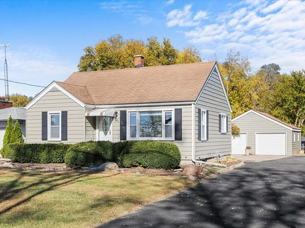 560 W Southmor Rd, Morris, IL 60450