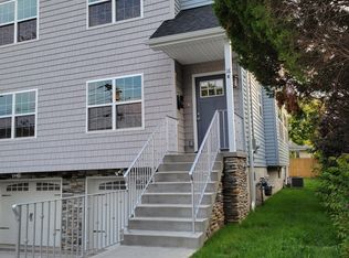 18 Wagner Ave, Wallington, NJ 07057