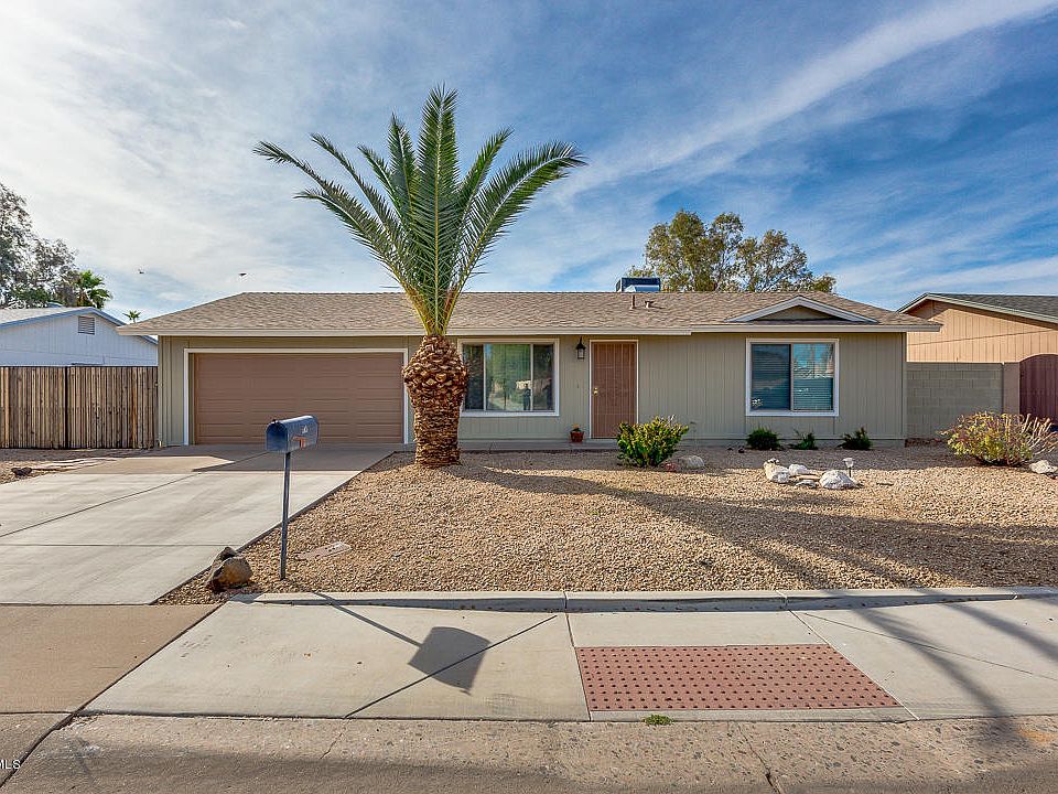 1st image of 3438 E Campo Bello Dr