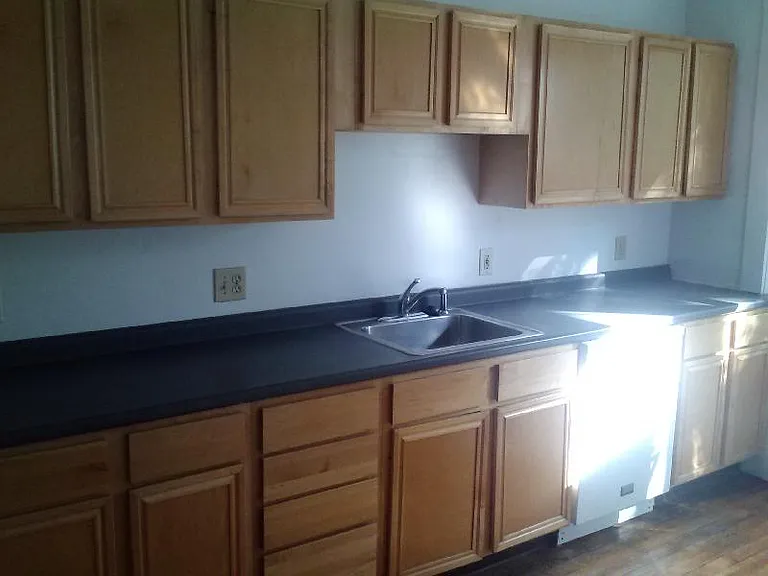 9 Fairfield St #1R — Photo 33