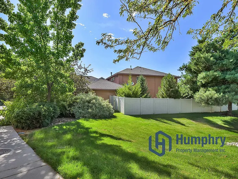 3956 E Granger Dr — Photo 47