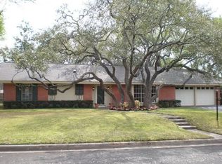 1118 Mount Rainier Dr, San Antonio, TX 78213