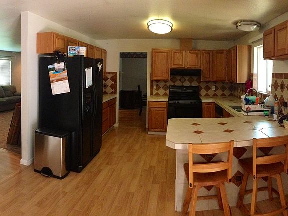 2nd image of 2054 La Hacienda Dr