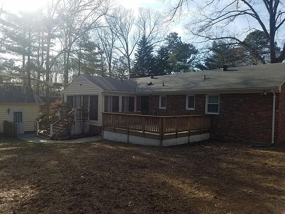 4th image of 9256 Grantham Dr