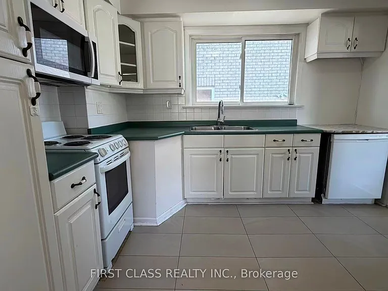 109 Goulding Ave — Photo 5