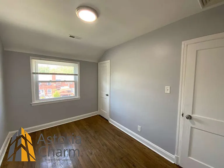 3392 Saint Benedict St — Photo 25