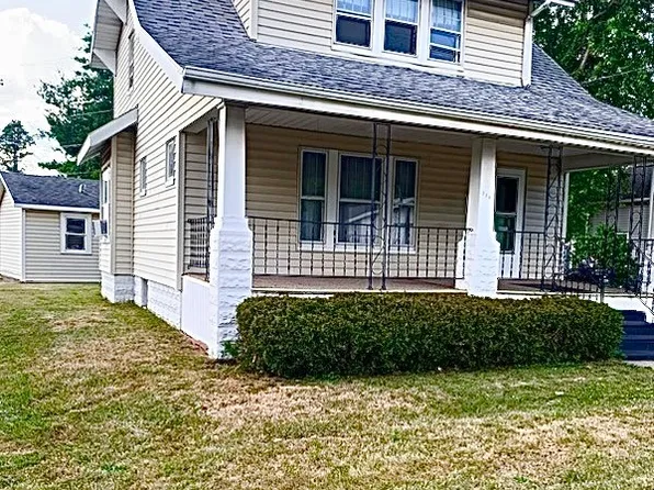 314 Beaver Ave NE, New Philadelphia, OH 44663