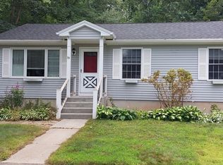 19 Hildreth Ave, South Hadley, MA 01075