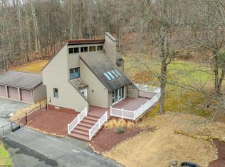 222 Bull Run Rd, Morgantown, WV 26508
