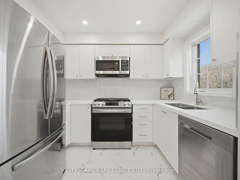 106 Tianalee Cres #UPPER — Photo 15