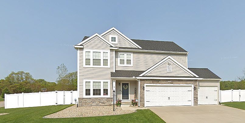 1st image of 58141 Dragonfly Ct