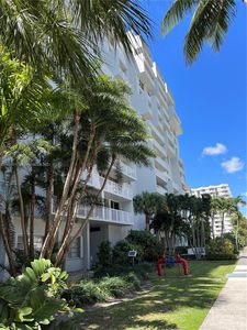 150 SE 25th Rd APT 6I, Miami, FL, 33129