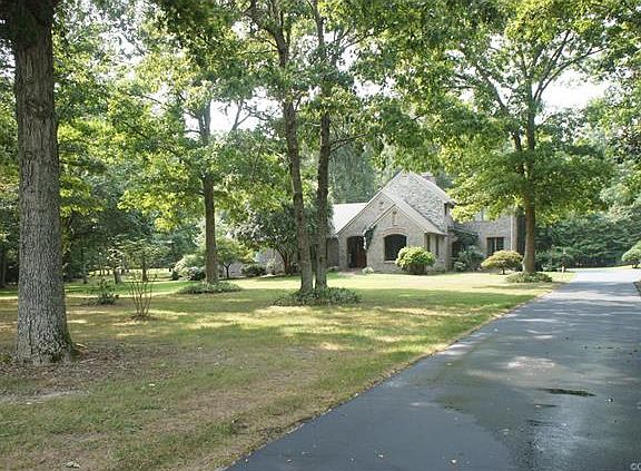 2nd image of 11054 Brookhollow Dr