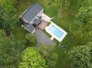 5 Aberdeen Rd, Scotch Plains, NJ 07076