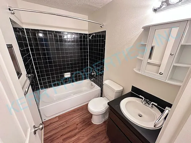 6498 Lowry Dr #1 — Photo 10