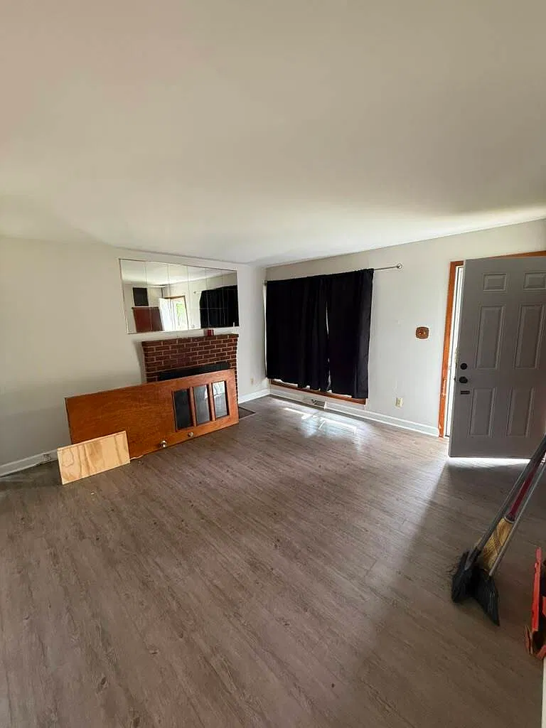 8111 Fort Foote Road - 4 — Photo 4