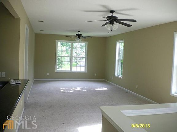 2nd image of 107 Drayton Cir
