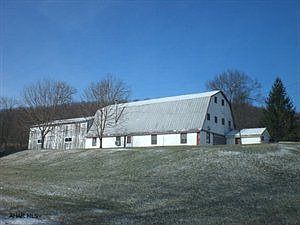 4th image of 121 Shamrock Ln
