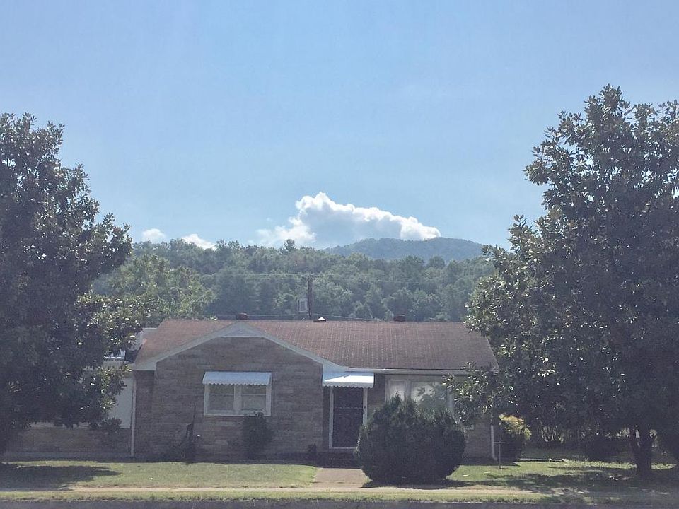 1st image of 944 Magnolia Ave