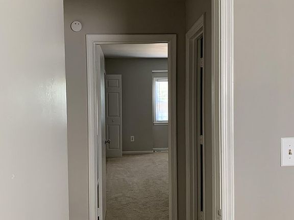 4th image of 2826 Goolsby Ave