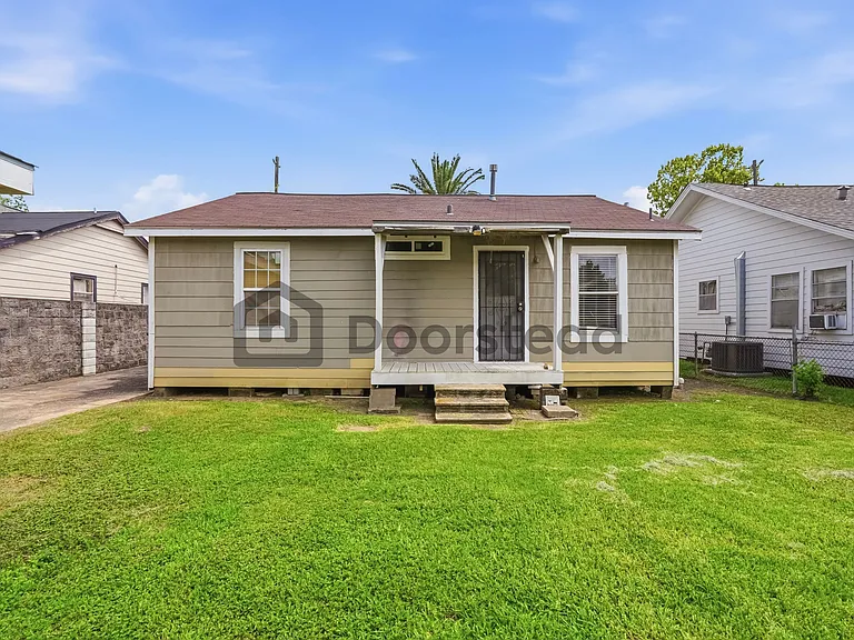 6517 Texarkana St — Photo 22