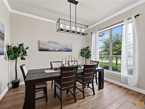 5th image of 500 Oak Dr