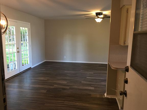 5th image of 701 Sue Ann Ln
