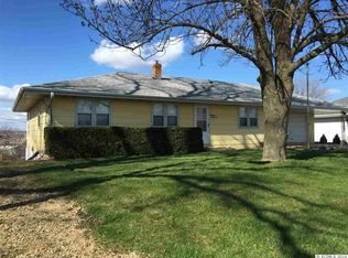 3387 Starlite Dr, Dubuque, IA 52003