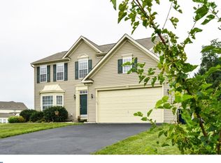 919 Colonial Ct, Coatesville, PA 19320