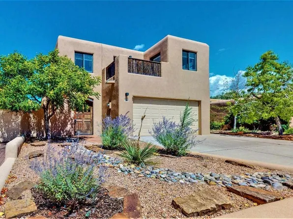 1936 Calle Miquela, Santa Fe, NM 87505