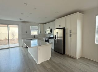 32804 Dahl Jr Ln, Menifee, CA 92584