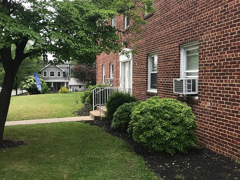 Highland Park Gardens — Photo 21
