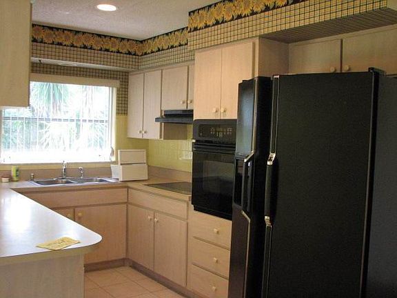 2nd image of 24 Juniper Dr