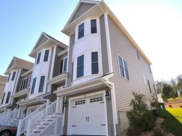 601 Crystal Way, Bellingham, MA 02019