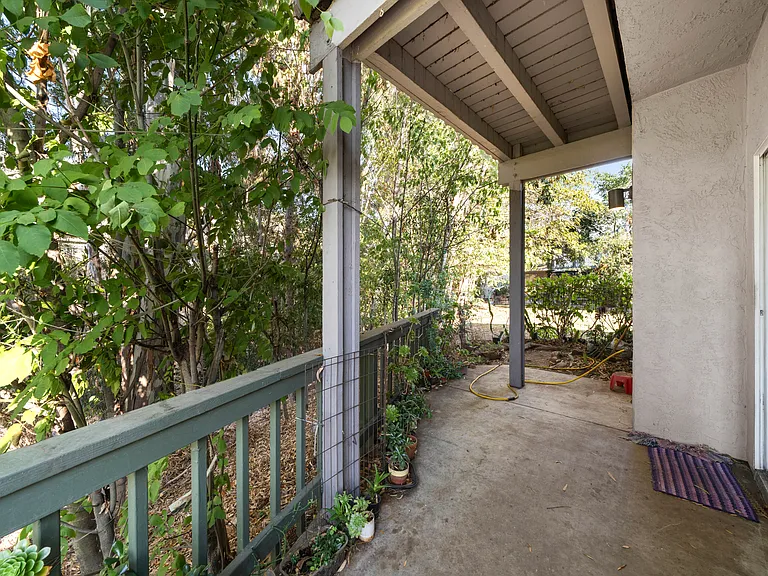 5057 Keeney St — Photo 20