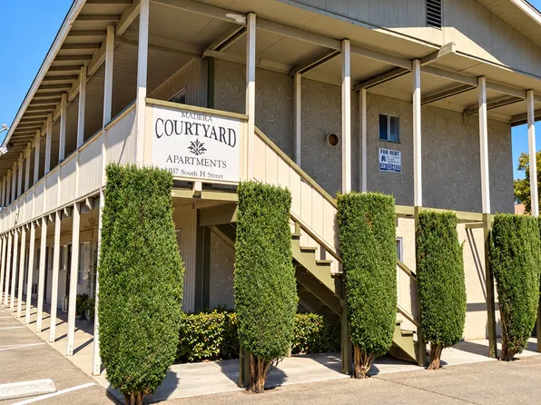 317 S H St, Madera, CA
