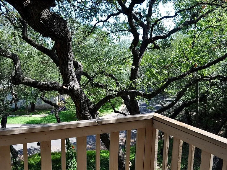 3306B Doolin Dr — Photo 2