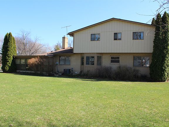2nd image of 9532 Steep Hollow Dr