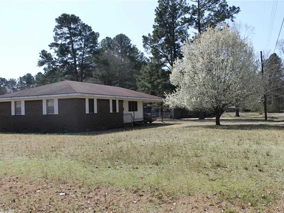 211 S 9th St, Gurdon, AR 71743 Zillow