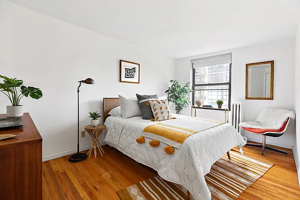 Sold by Compass | media 5