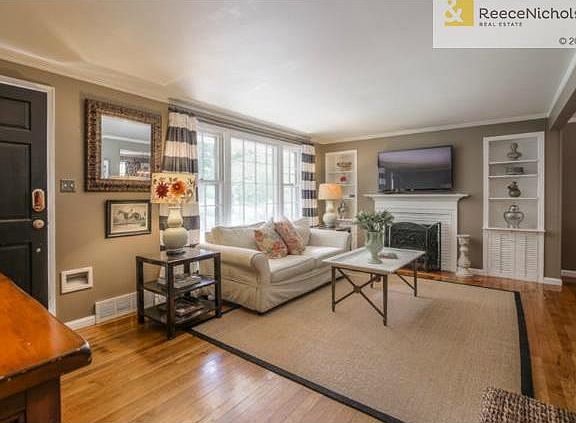 4th image of 7209 Canterbury St