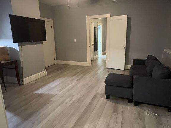 3rd image of 1201 E Broadway Ave APT G