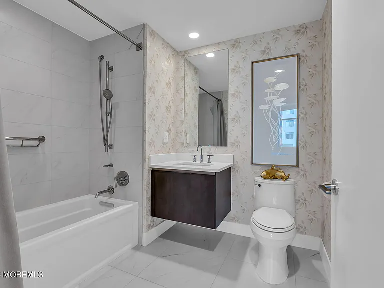 350 Ocean Ave #403 — Photo 15