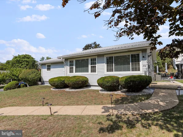 370 Valley View Ave, Keyser, WV 26726