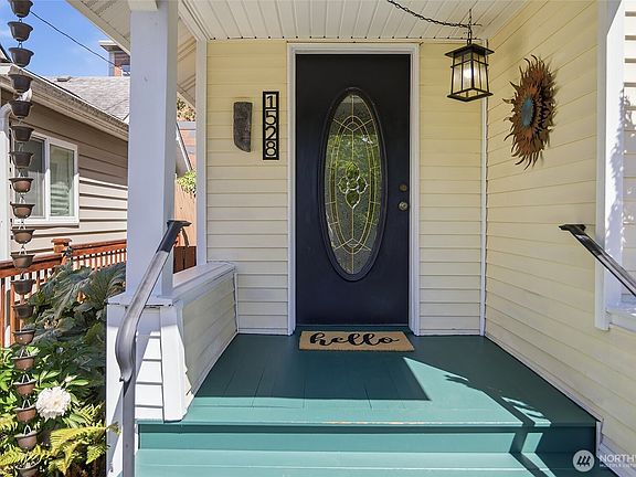 2nd image of 1528 1st Avenue W