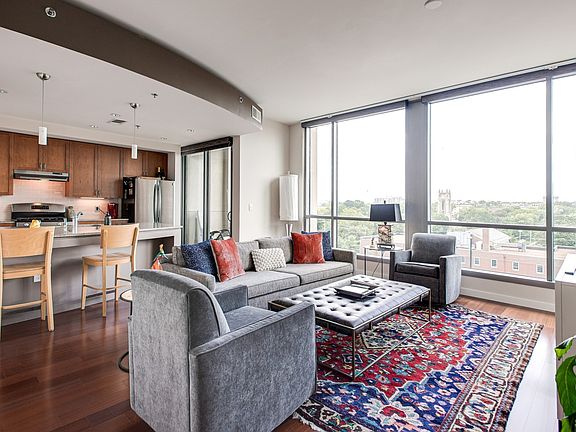 3rd image of 900 20th Ave S APT 804