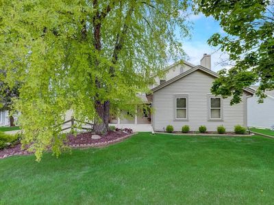 1250 River Park Cir E, Mukwonago, WI, 53149