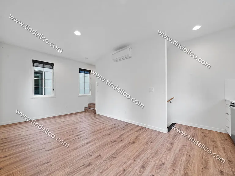 1106-1110 SE Lincoln St — Photo 12