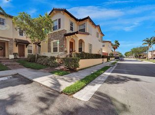 9163 SW 227th St UNIT 11, Cutler Bay, FL 33190