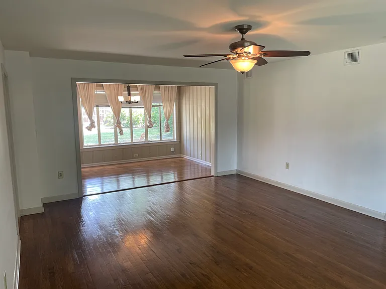 276 Emporia Blvd — Photo 9